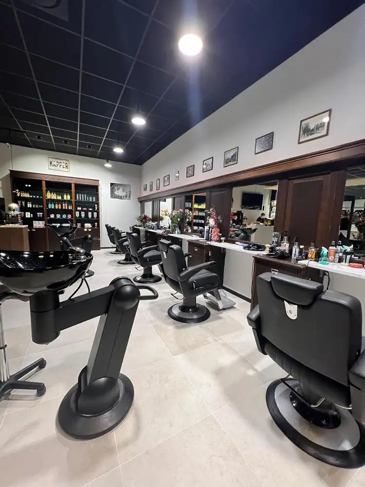 Snekerkapsalons heren en dames salon